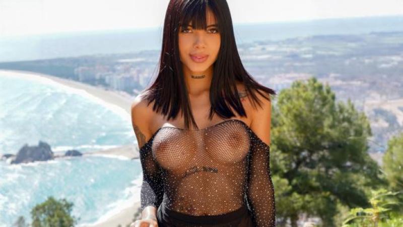PublicBang.25.06.20.Athenea.Rose.XXX.1080p.MP4-WRB.mp4